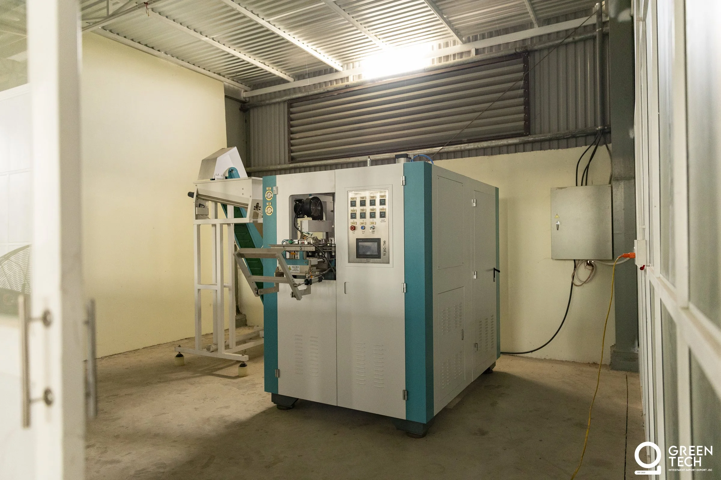 Craftsman precision in coffee processing